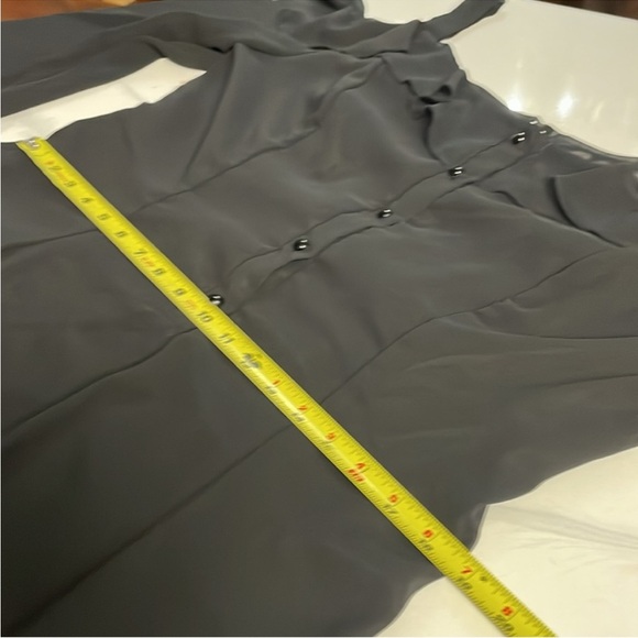 Elegant Black Off-Shoulder Dress - Picture 7 of 9